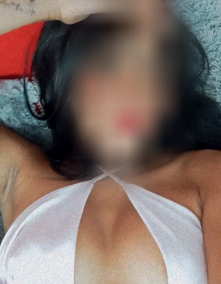 Lejla, 25